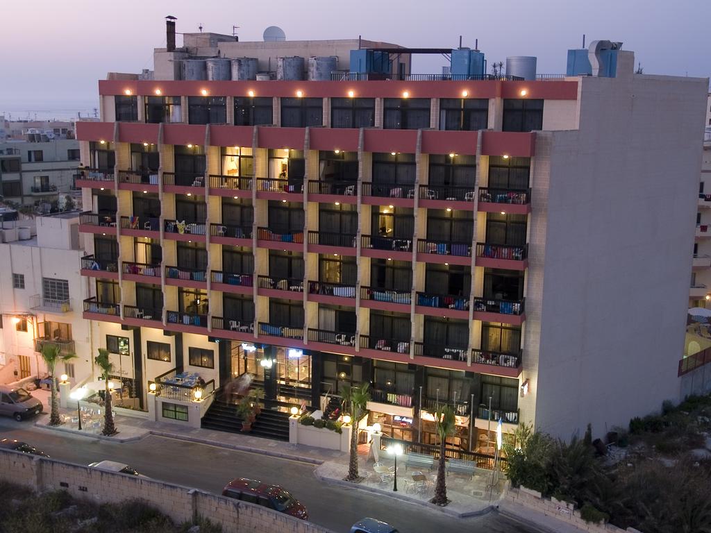 Image of Canifor Hotel