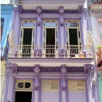 Image of La Casa Purpura (Purple House)