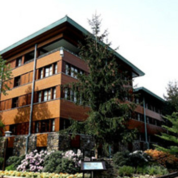 Image of Sequoia Lodge Hotel